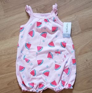 Baby romper Carter's size 9 months NWT